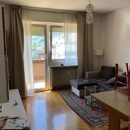 Casa *